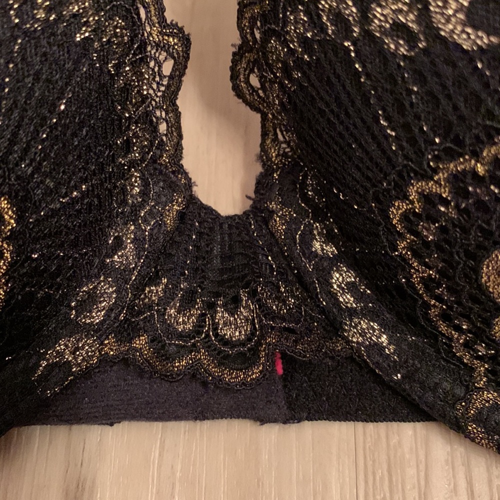 La Senza Beyond Sexy gold/blk lace bra - Picture 3 of 15